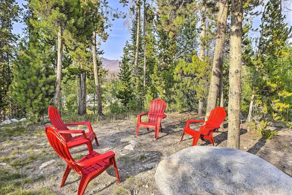 1 Mi to Grand Lake: Family-friendly Gem w/ Hot Tub - фото 8