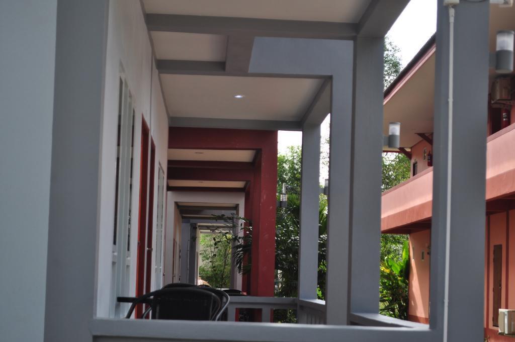 Image 12