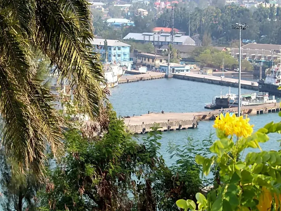 Beach & Waterfront