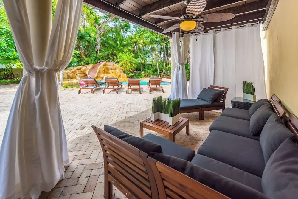 Villa Justina by Rove Villa W/pool & Hot Tub
