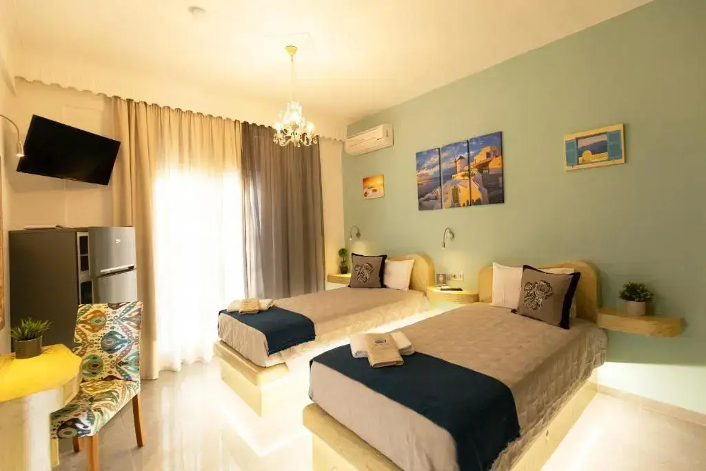 2 Bedrooms Apartment