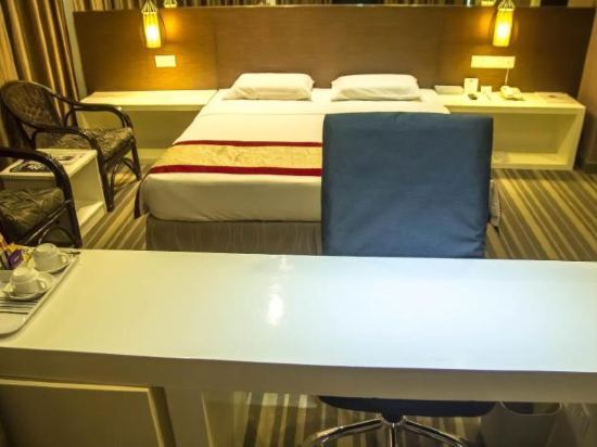 Hotel Capital