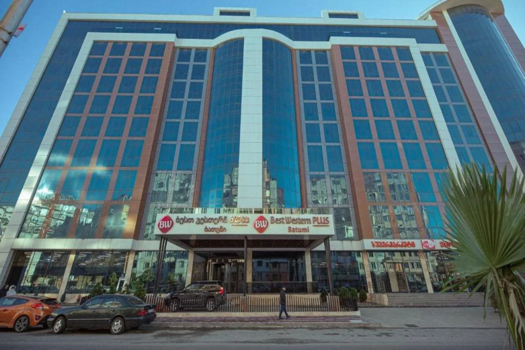 Отель Best Western Plus «Батуми» — фото