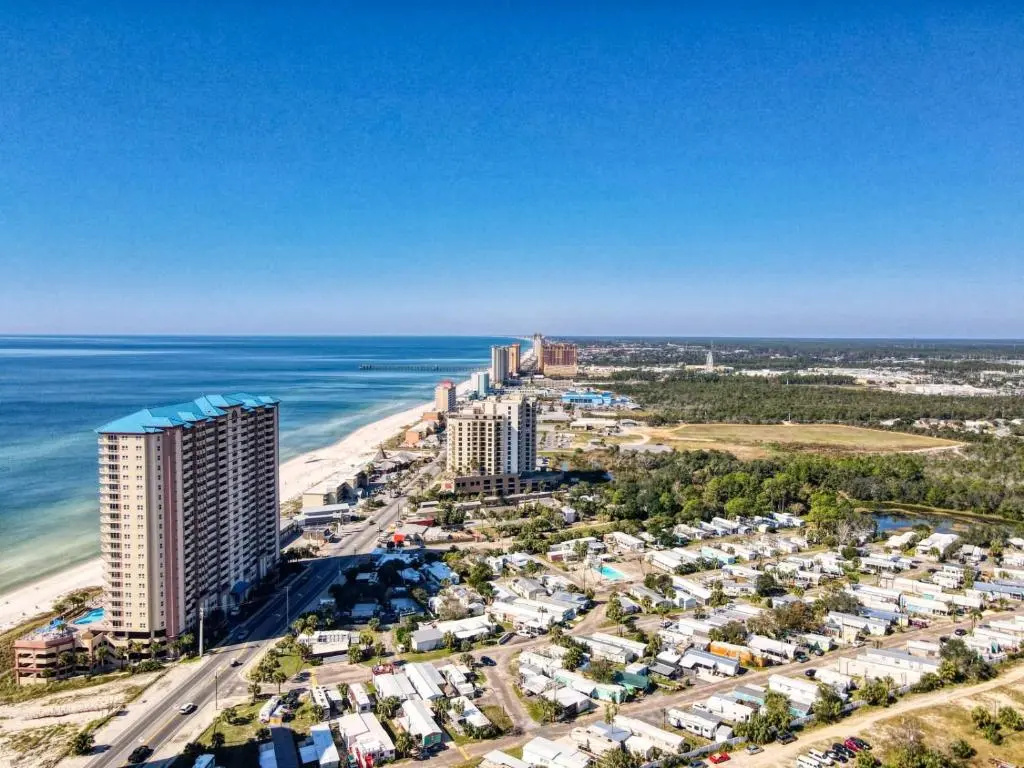 8th Floor Gulf View Beachfront Condominium