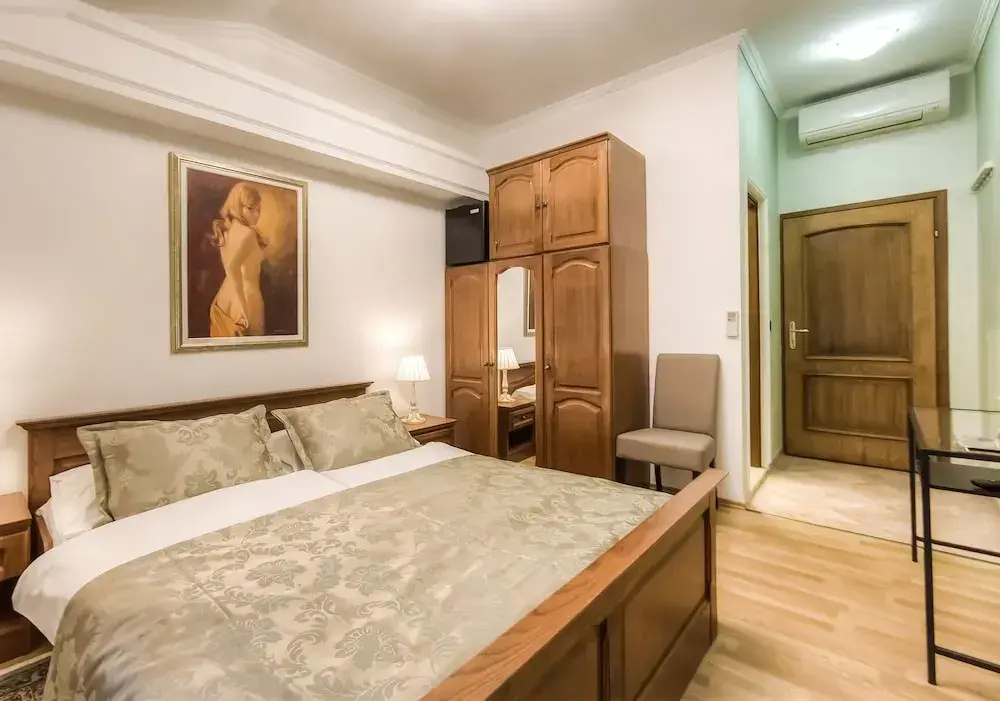Classic room
