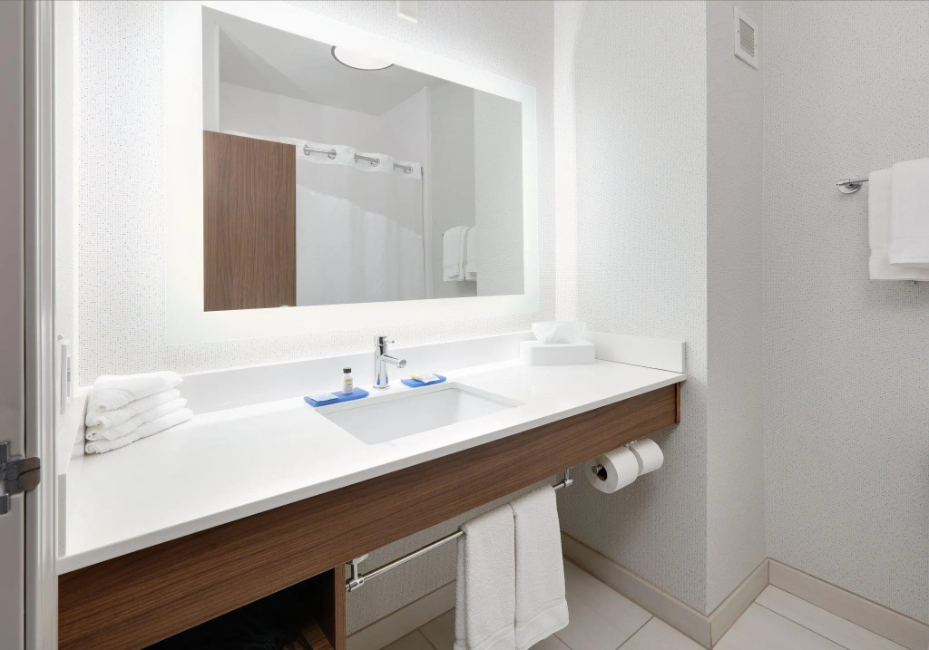 Quadruple Suite