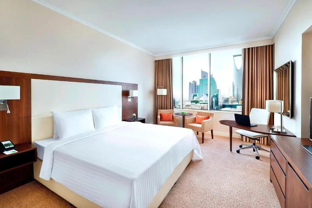 Deluxe Double room (full double bed)