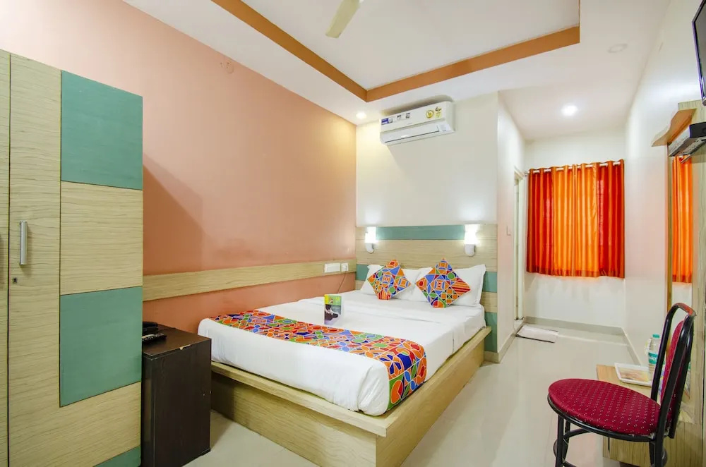 FabExpress Emirates Suites - Chambres