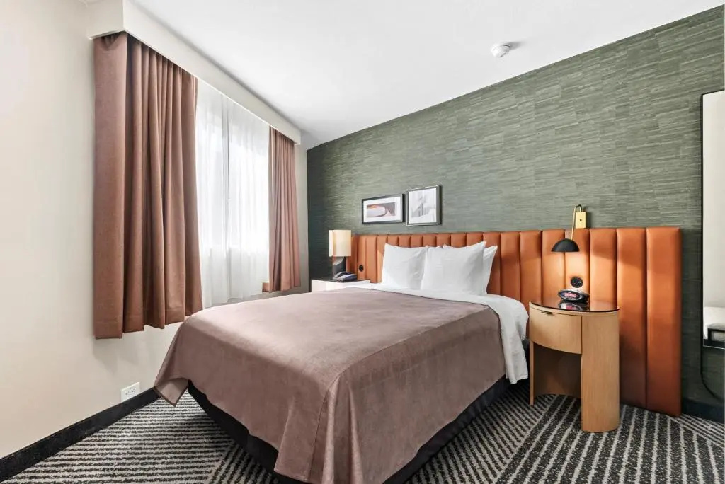 Royal Palace Westwood - Chambres