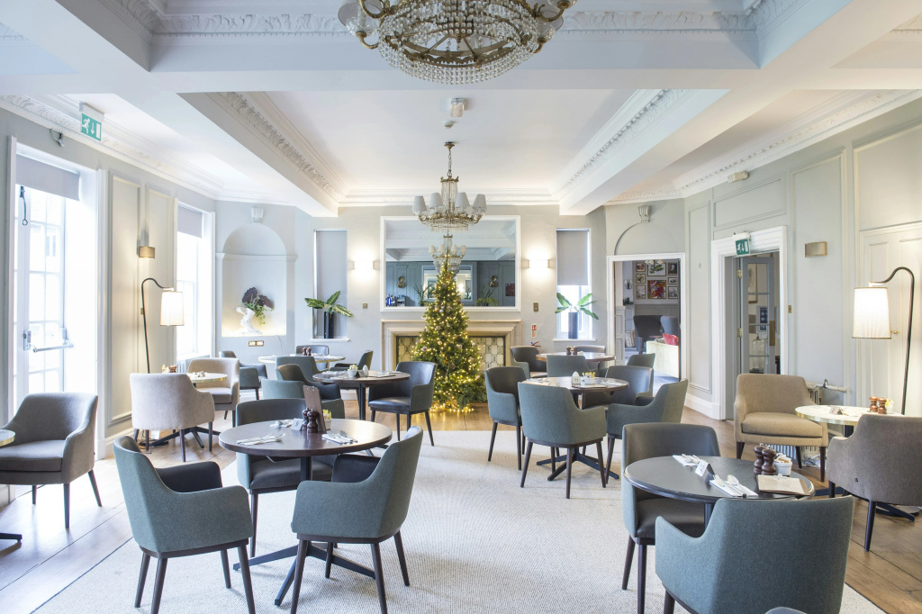 Bush Hotel Farnham - Général