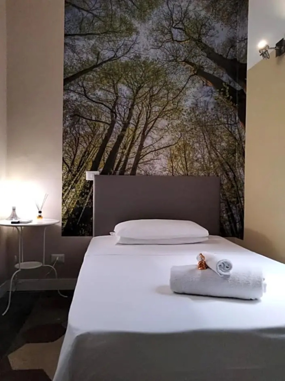 Economy room