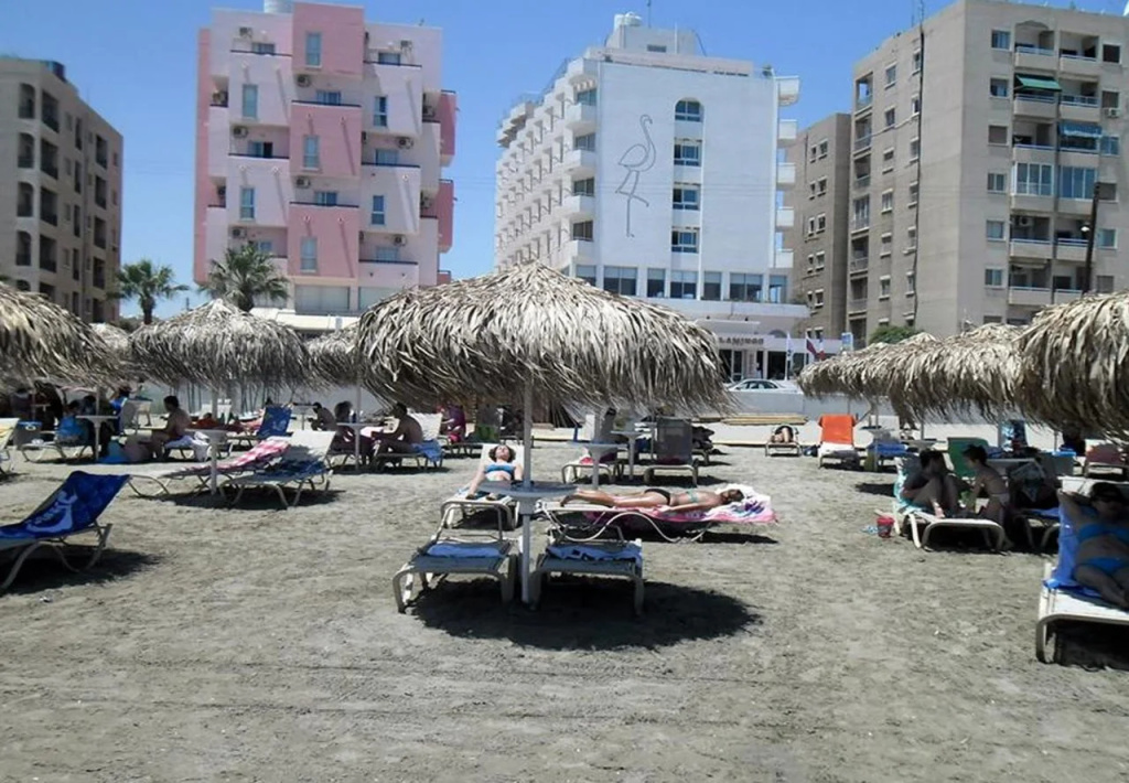 Beach & Waterfront