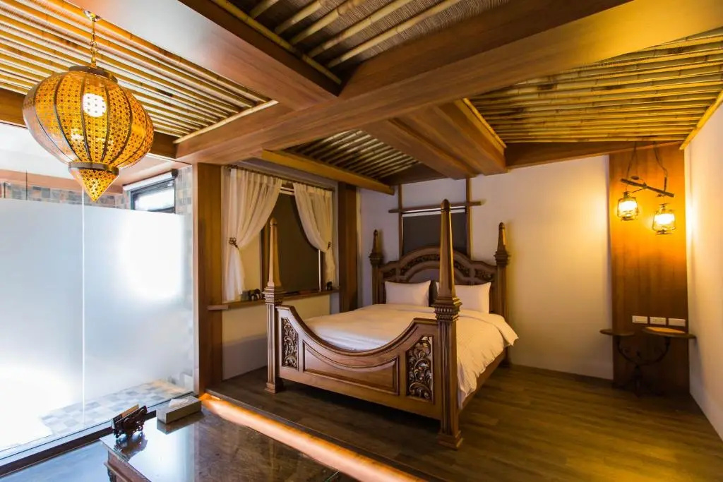 Standard Double room (full double bed)