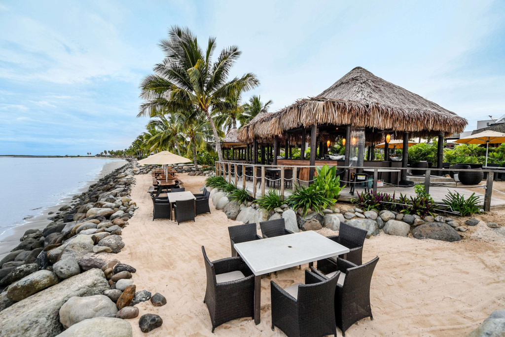 Beach & Waterfront
