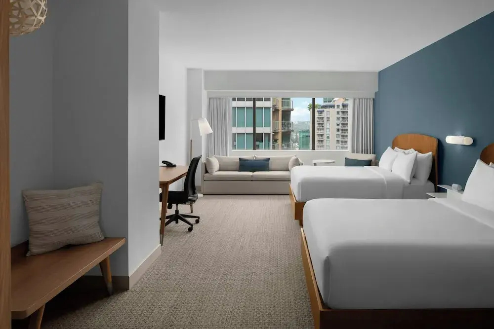 Standard room with river view
