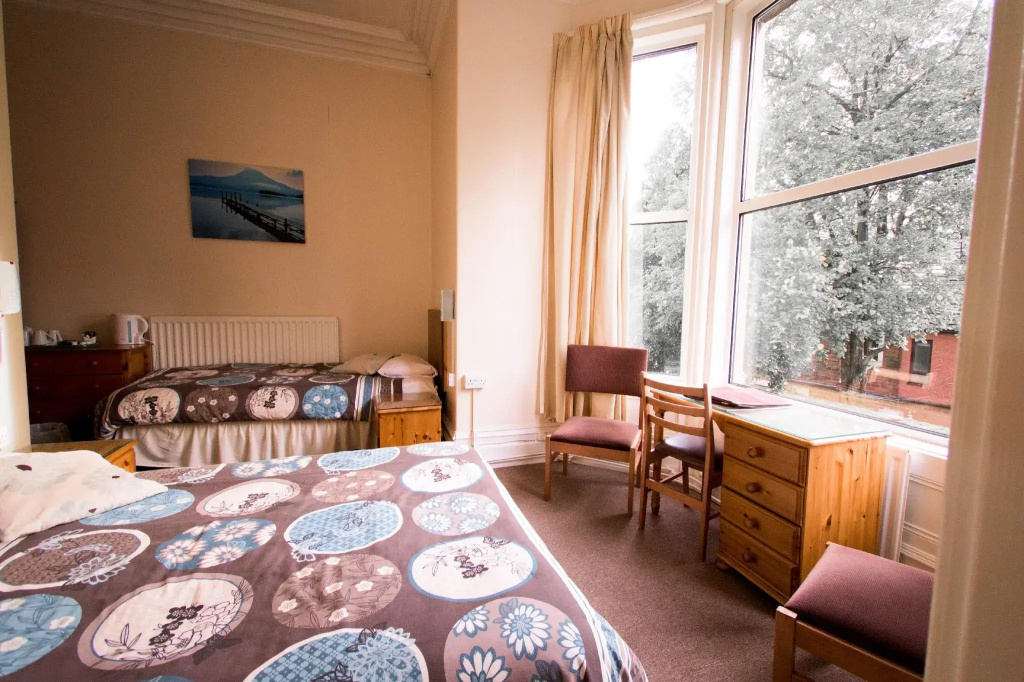 Pinegrove Hotel - Chambres