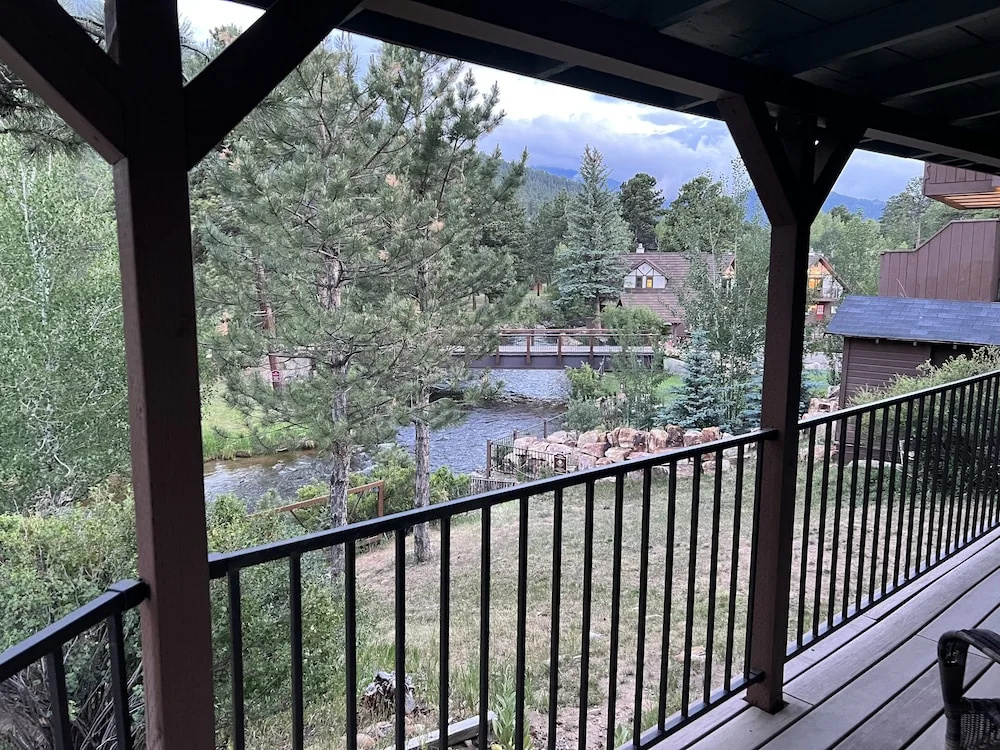 River Ridge Cottages