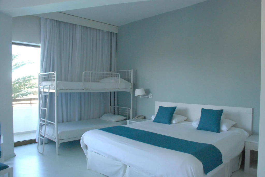 Crystal Springs Beach Hotel - Général