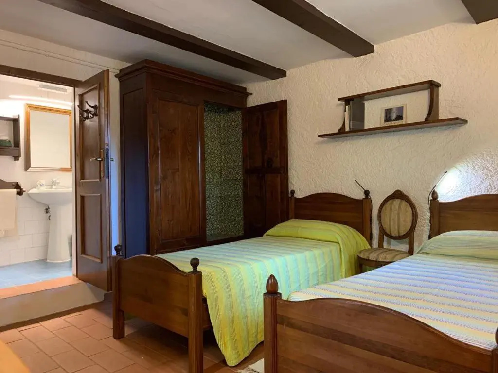 Casa tipica indipendente in oliveta biologica, I Due Guadi