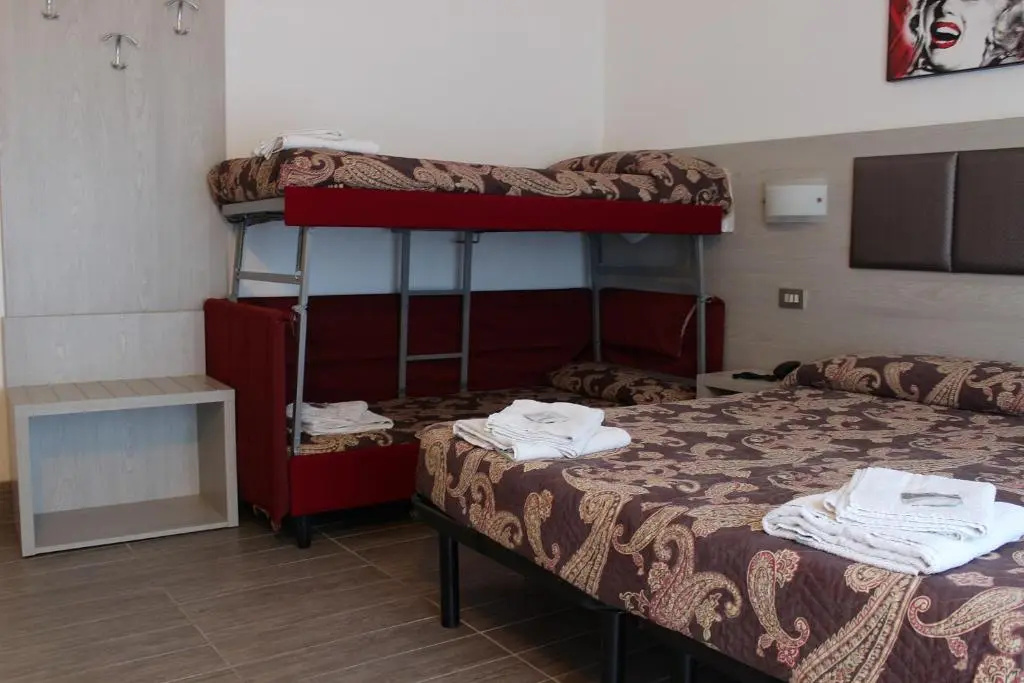 Standard Quadruple room