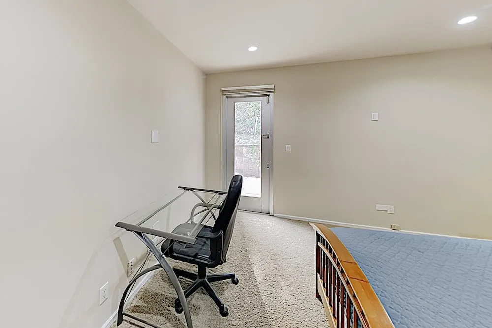 New Listing! Modern Canyon W/ Lush Patio 2 Bedroom Home - Général