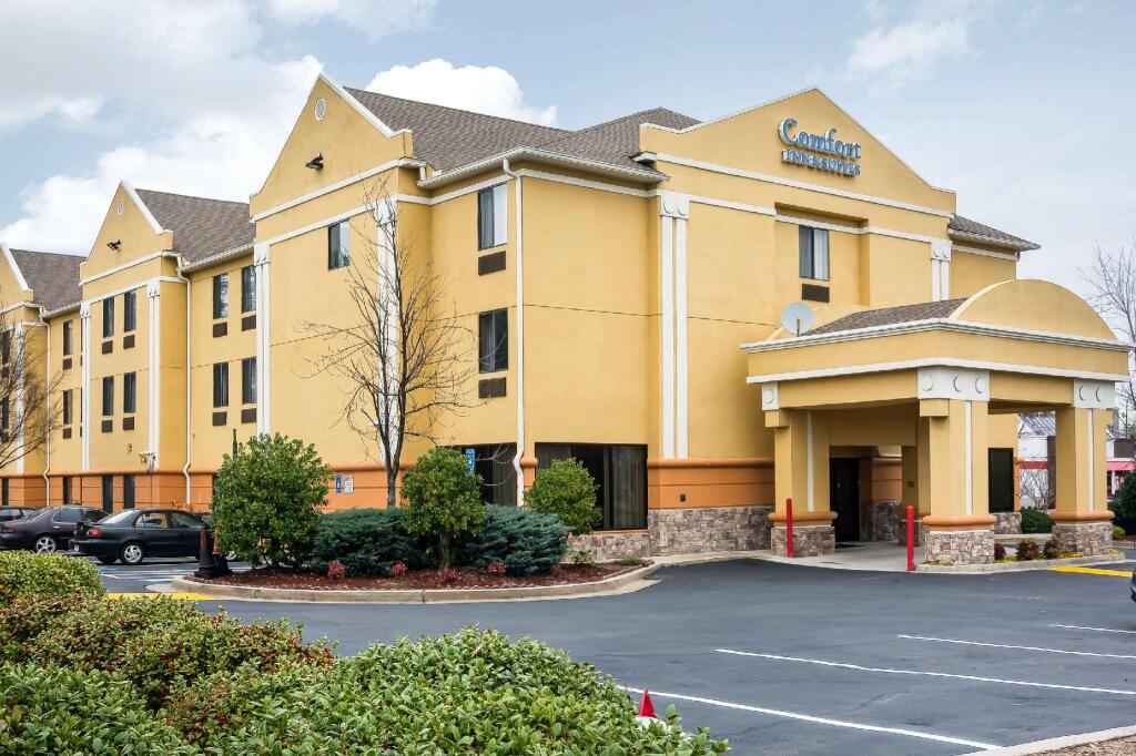 Comfort Inn & Suites Atlanta/Smyrna image