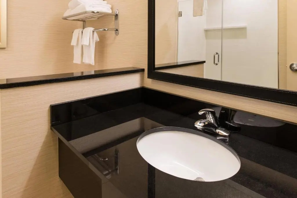 Fairfield Inn & Suites Utica - Chambres
