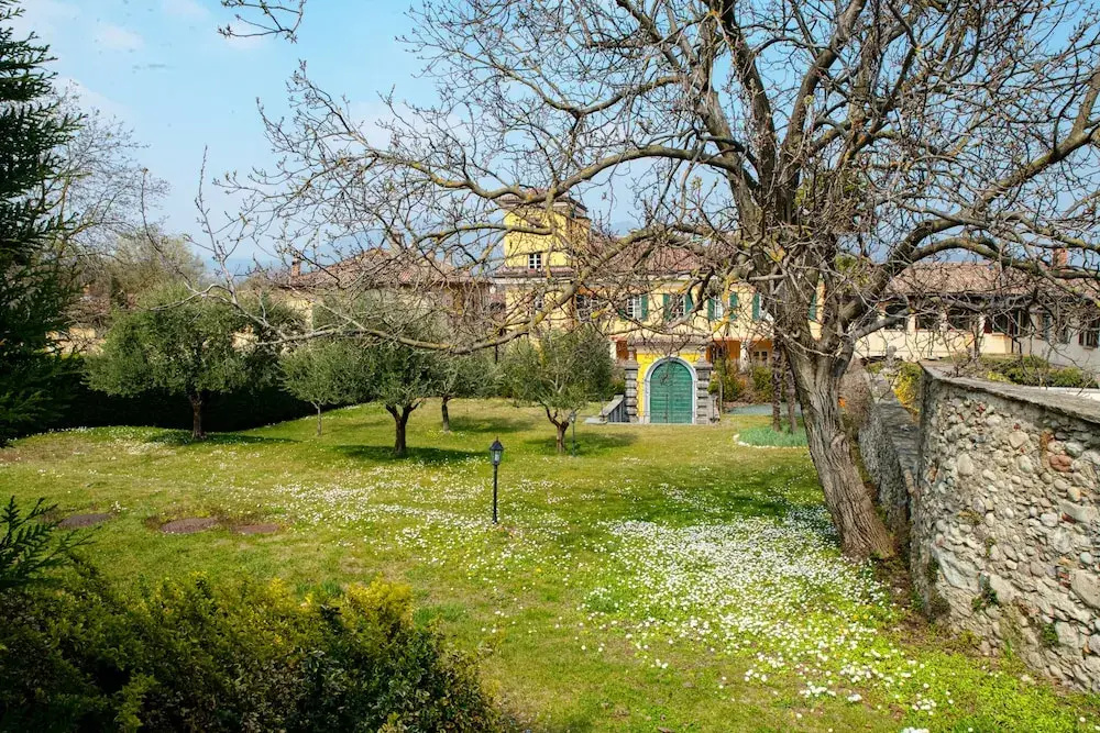 Guesthouse Castello di Brusata