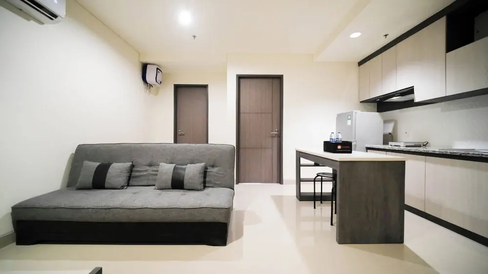 Good Location And Cozy 1Br At Praxis Apartment