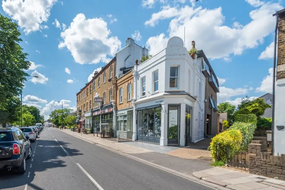 Traditional Richmond Home by Twickenham Green
