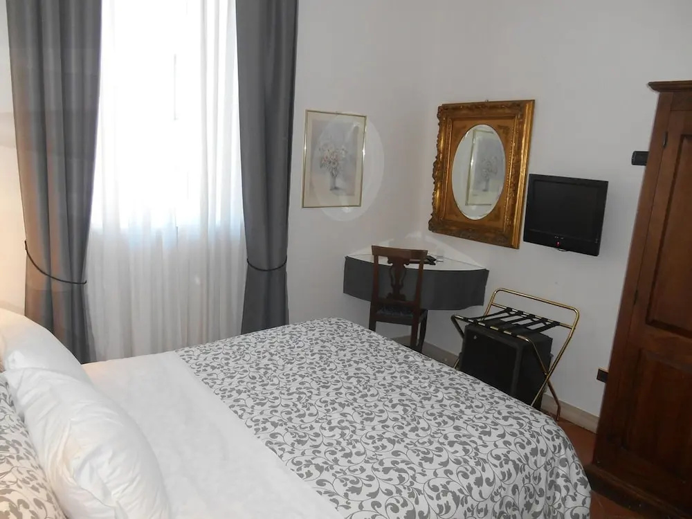 Standard Double room with balcony (twin beds)