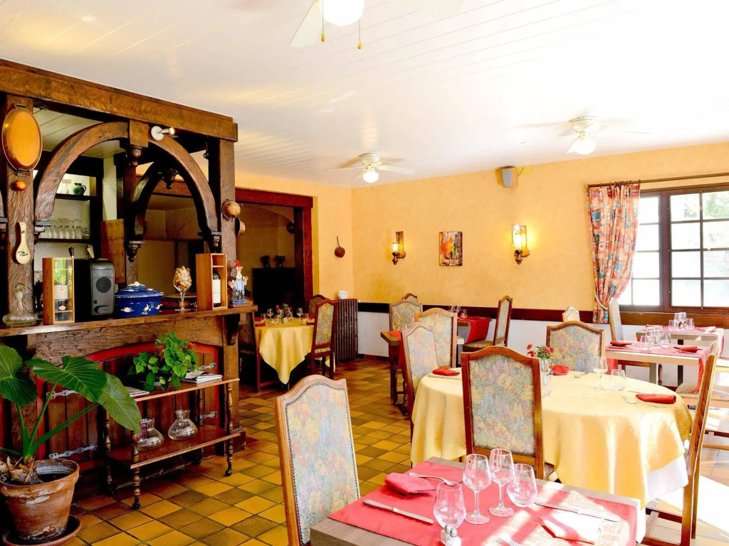 Hotel photo 13