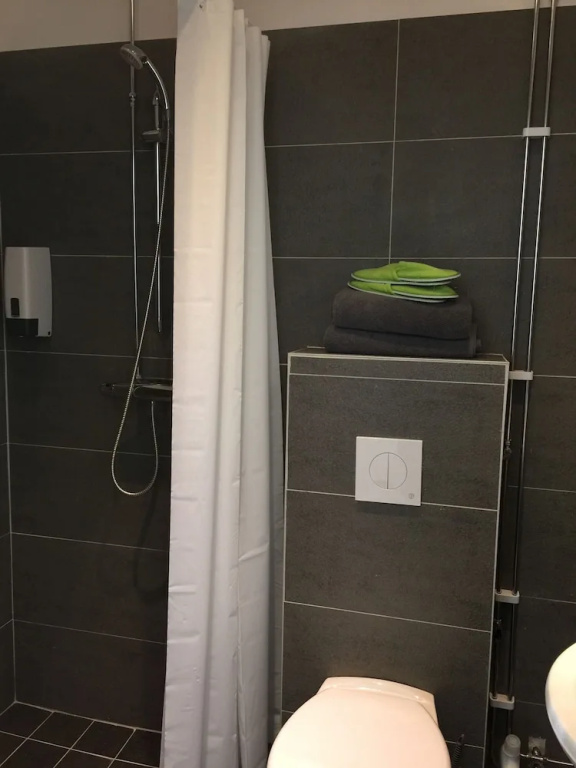 Standard Double room with courtyard view (full double bed)