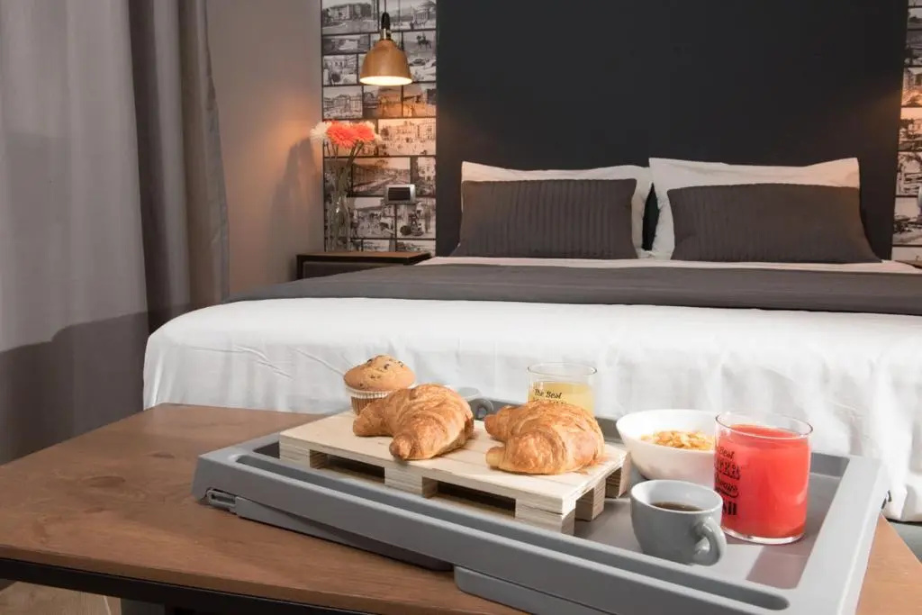 Standard Double room (full double bed)