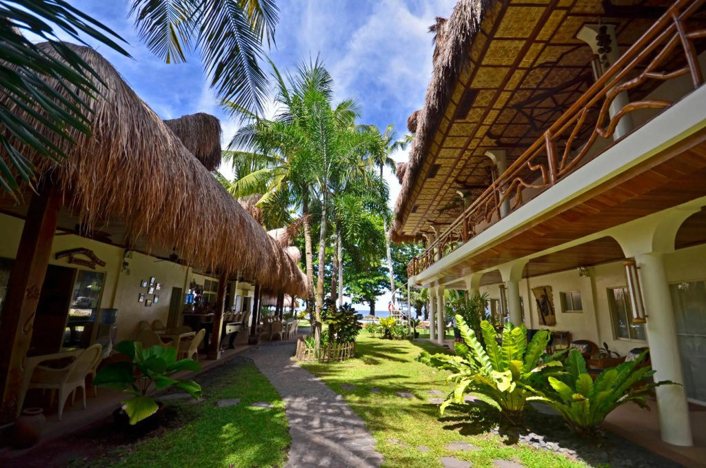 Mike's Dauin Beach Resort - фото 37