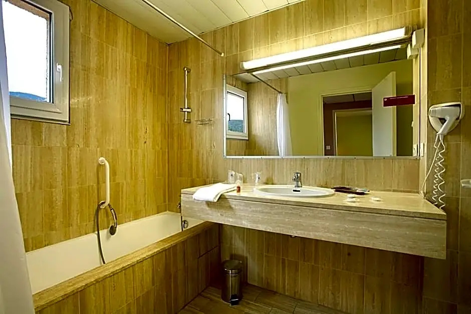LOGIS, Hôtel Cartier - Chambres