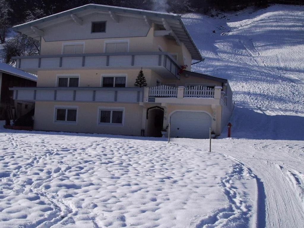 Troppmair Uderns Gstehaus