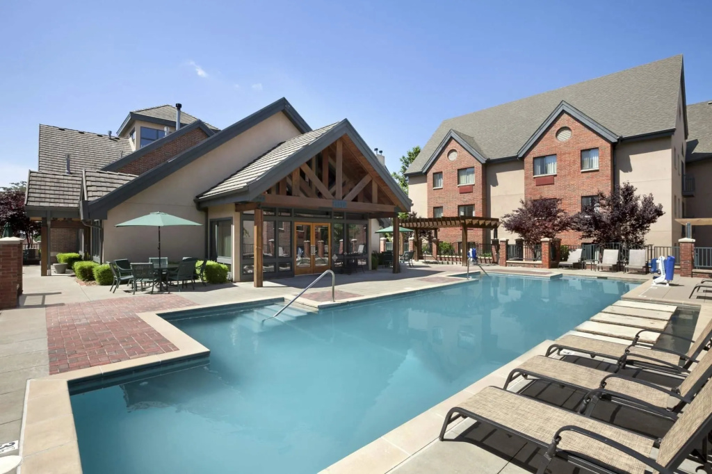 Hawthorn Suites by Wyndham Overland Park - Général
