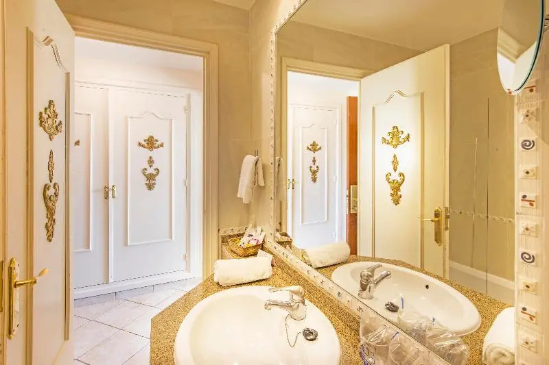 Eden Roc Mediterranean Hotel & Spa - Chambres