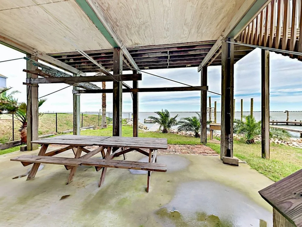 Galveston Sportsman Road Beach House by RedAwning