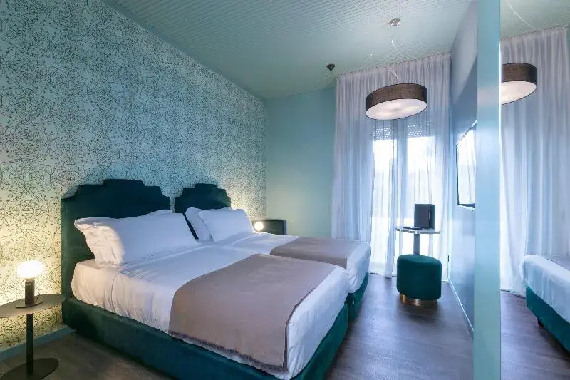 Standard Double room (twin beds)