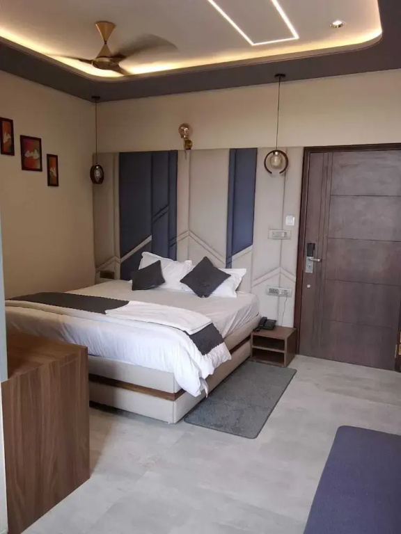 Hotel Sky Inn
