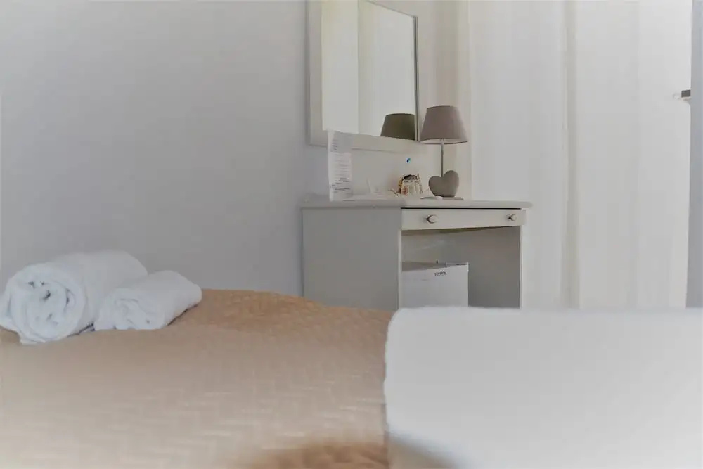 Standard Double room with balcony and with sea view (full double bed)
