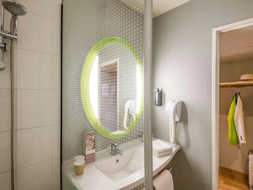 ibis Hyères Centre - Chambres