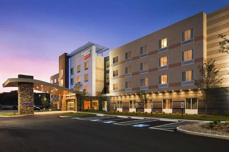 Fairfield Inn & Suites Akron Fairlawn - Chambres