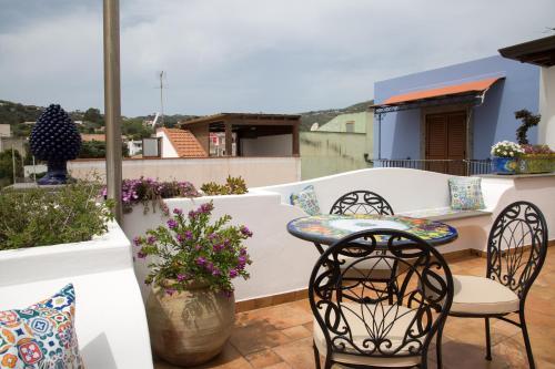 "Diana Brown" Bed & Breakfast Guest House Studios by null
