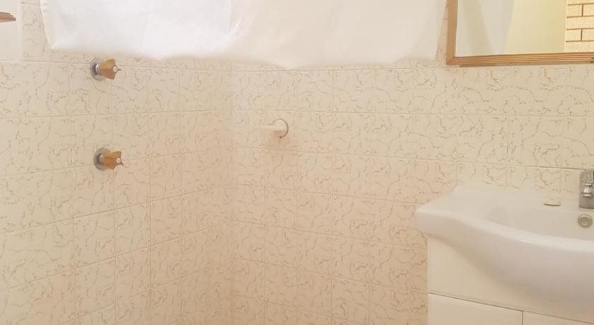 gallery_image_hidden_18