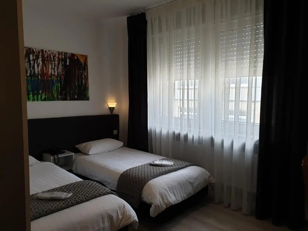 Yasha Hotel - Chambres