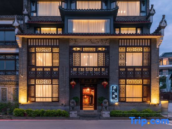 Shuijingxuan Vacation Apartment (Yangshuo Ten-Mile Gallery Yulong River)