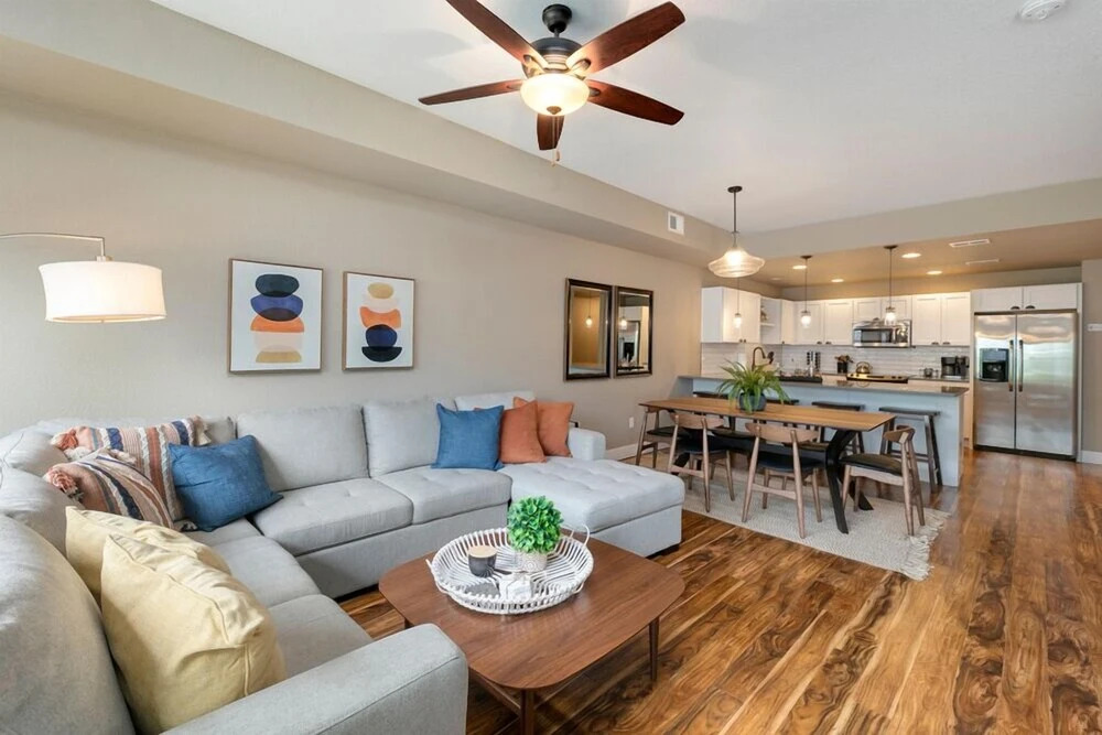 Amazing Urban Townhome Near Breweries & River! — фото 3